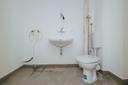 3_ERDBERGSTRASSE 140-144_1_A16-Bad_WC-02.jpg