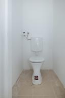 10_LAAER-BERG-STRASSE 166_2_1-WC.jpg